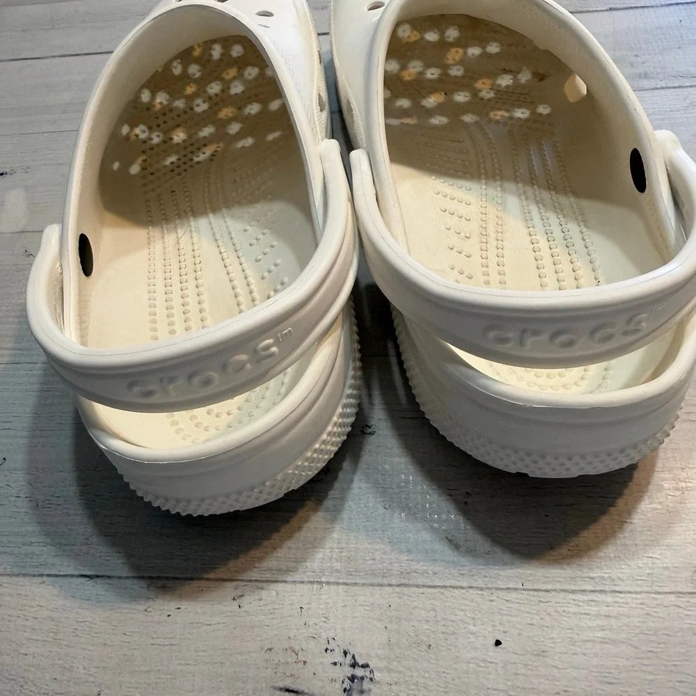 Crocs classic clogs shoes white‎ men 10 women's 12